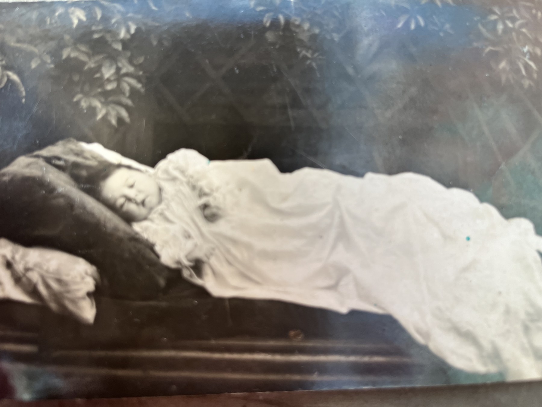 Muriel Baldrey as a baby, aged ten weeks, 1915