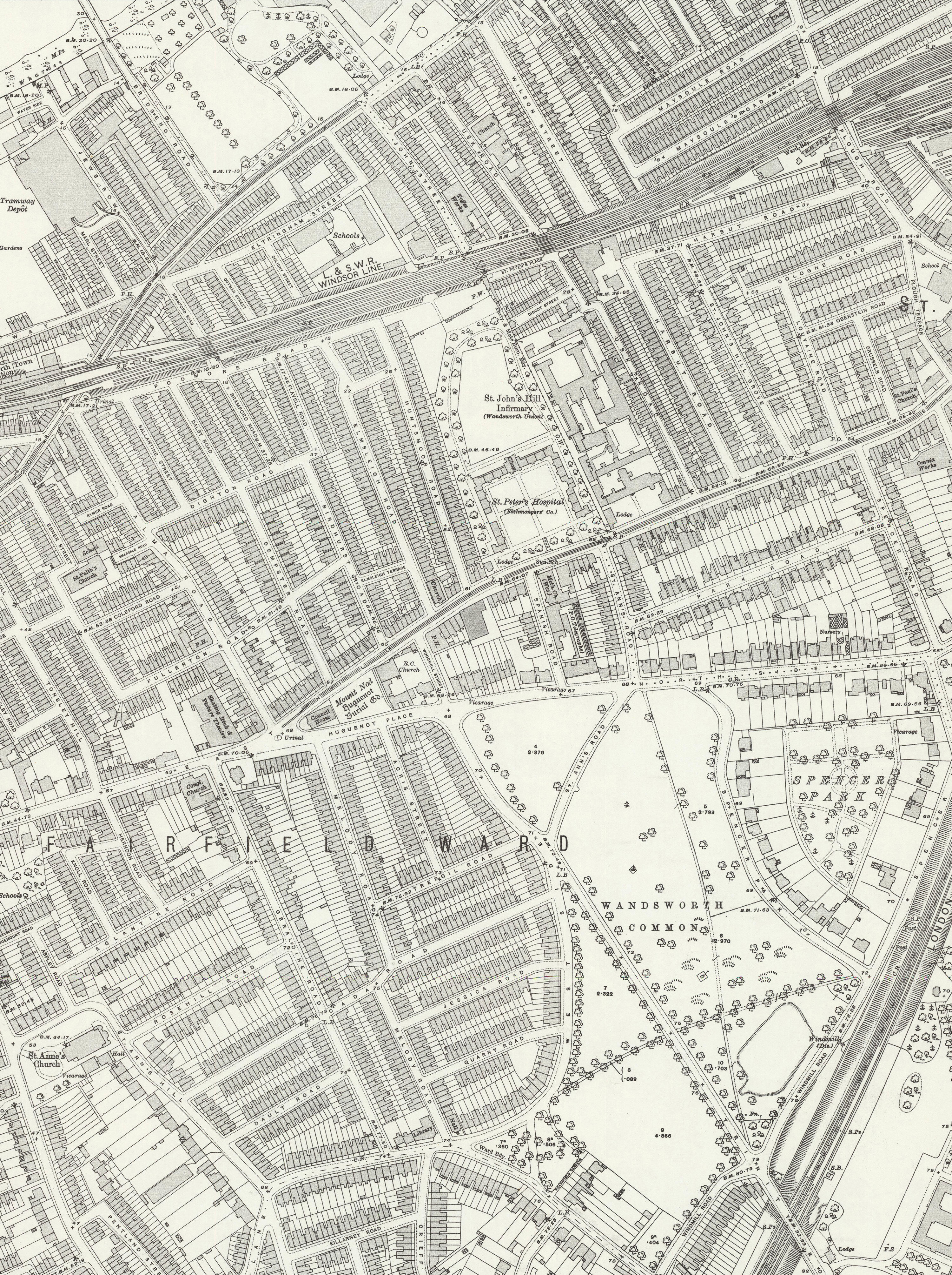 OS map 1918 of the same area, showing streets later demolished